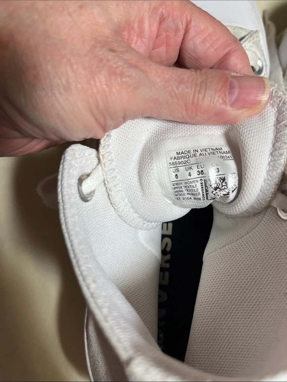 Converse All Star Chuck Taylor White High-Top Canvas Sneakers with Lug Sole